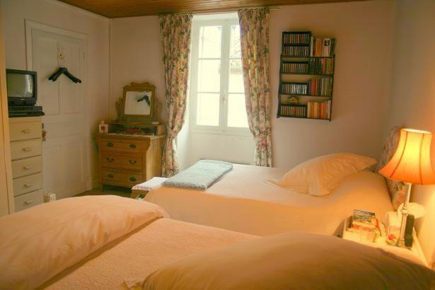 Chambres D'Hotes Chez Carolyn Villefranche-du-Périgord Kamer foto